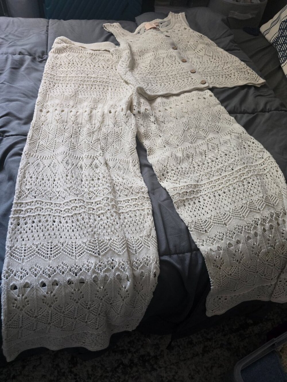 NWOT Good Luck Gem Cream Crochet Knit Set (SZ L) - Picture 3 of 6